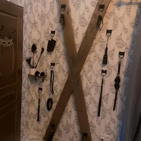 Desirs D'une Nuit - La Desiree מלון אהבה Cagny (Calvados)