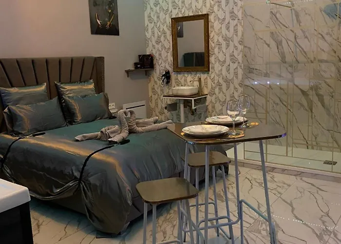 Desirs D'une Nuit - La Desiree מלון אהבה Cagny (Calvados)