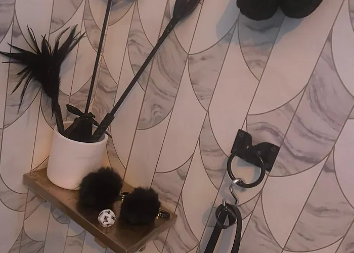 מלון אהבה Desirs D'une Nuit - La Desiree Cagny (Calvados)