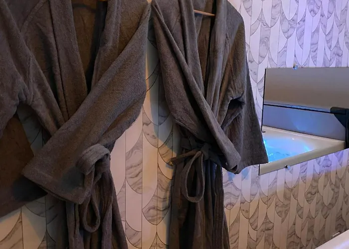 מלון אהבה Desirs D'une Nuit - La Desiree *